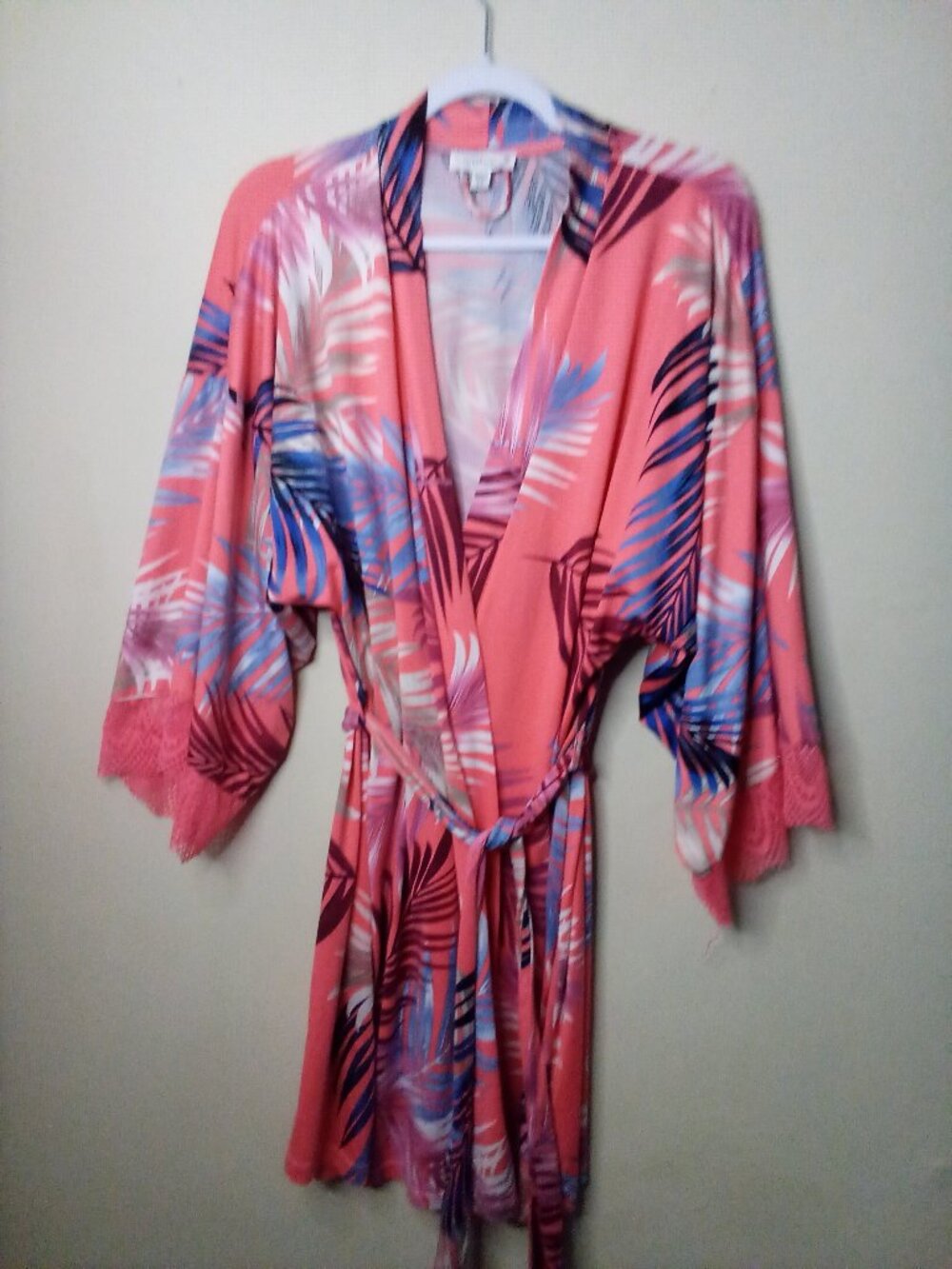 In Bloom By Jonquil Robe Women M L Tie Front Belt Short Sleeve Pattern Pink Blue